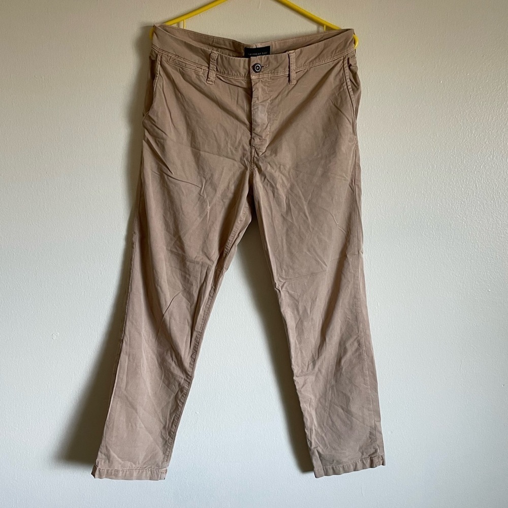 American Eagle Women’s Khaki Pants​​​